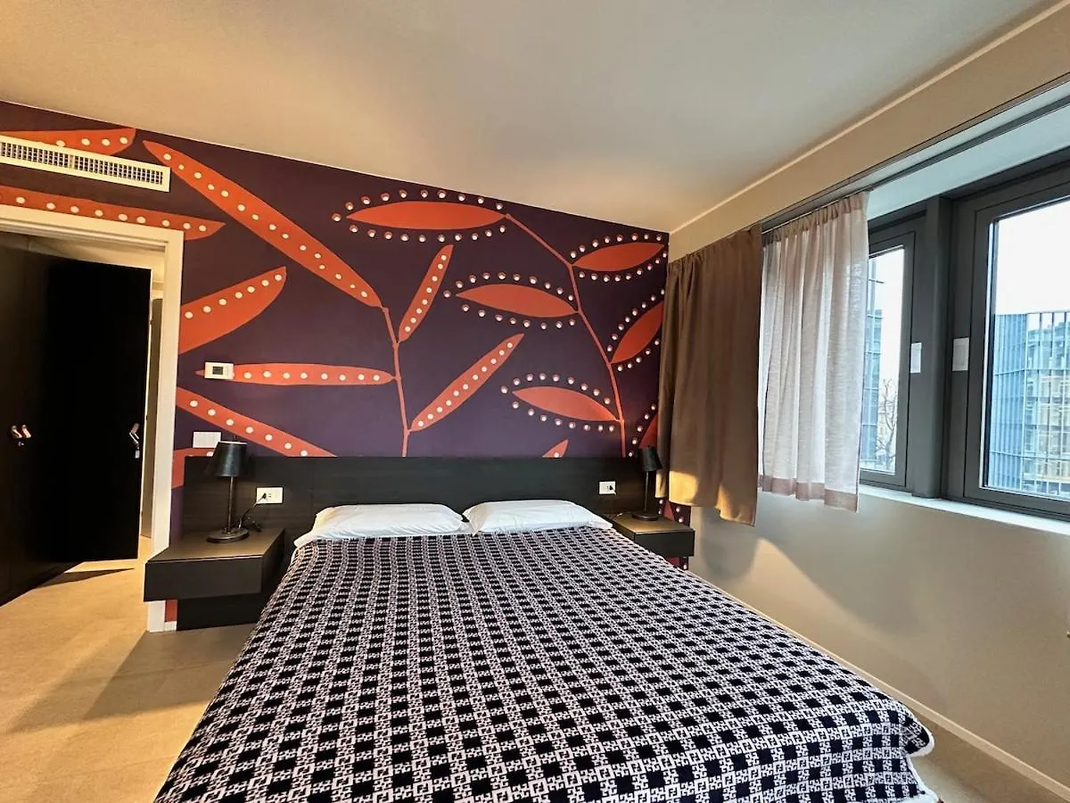Sky Suite Milan 0*,  Italy