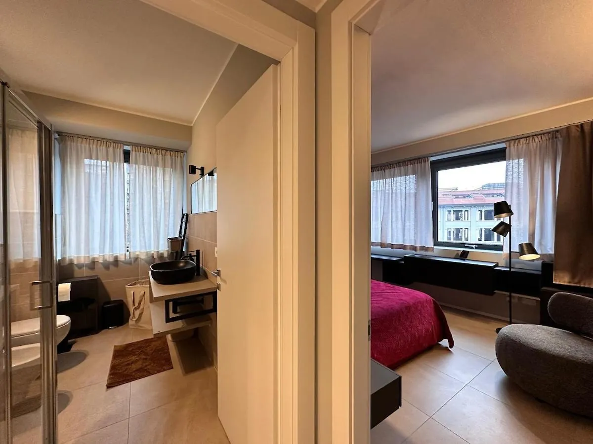 Sky Suite Milan 0*,  Italy